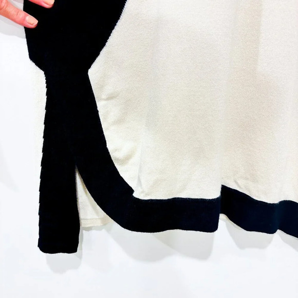 ERIC ALEXANDRE Two-Tone Black & Beige Asymmetric Tunic Sweater | Medium * - Picture 7 of 9